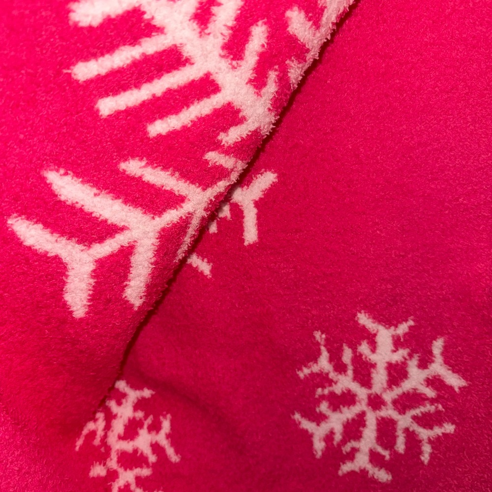 Snowflake Blanket - Picture 3 of 4